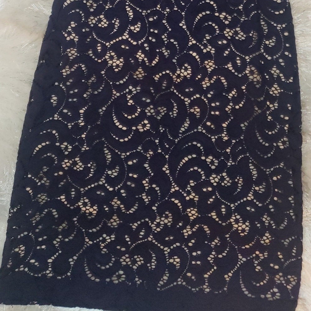Dress - Picture 6 of 6